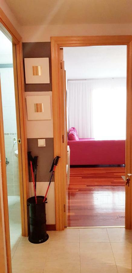 Apartamento Vivienda Turística Pirineos XXI Canfranc Exterior foto